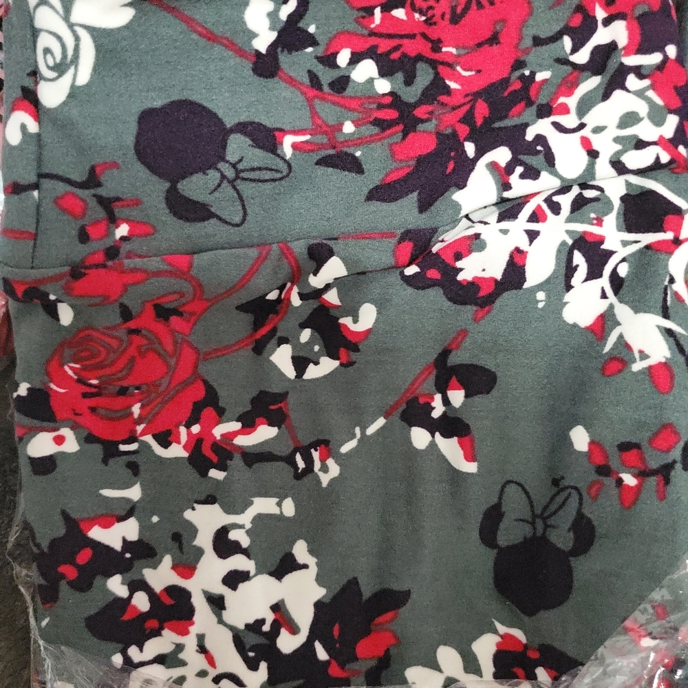 Lot of Disney leggings (5 pairs) Nwt - Picture 6 of 6